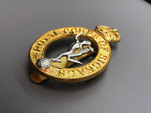 Load image into Gallery viewer, Original WW2 British Army Royal Corps of Signals Cap Badge
