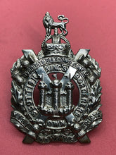 Load image into Gallery viewer, Original WW1 British Army King&#39;s Own Scottish Borderers Scottish Cap Badge
