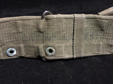 Charger l&#39;image dans la galerie, Original British Army WW2 44 Pattern Combat Belt - 36&quot; Waist
