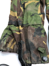 Load image into Gallery viewer, Genuine British Army DPM Camouflaged Gaiters - Size Standard
