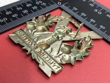 Charger l&#39;image dans la galerie, Genuine British Army Tyneside Scottish Regiment Cap Badge
