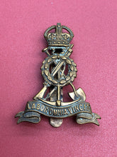 Load image into Gallery viewer, Original WW1/WW2 British Army Labour Corps Kings Crown Cap Badge
