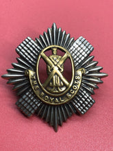 Load image into Gallery viewer, Original WW1 British Army The Royal Scots Cap Badge
