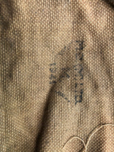 Lade das Bild in den Galerie-Viewer, Original WW2 British Army / Home Front / Civil Defence Gas Mask Bag 1941
