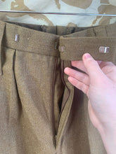 Lade das Bild in den Galerie-Viewer, Genuine British Army No2 Dress Uniform Trousers - All Ranks - 182/100/84
