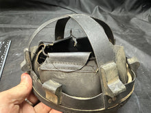 Charger l&#39;image dans la galerie, Original WW2 British Army Mk2 Helmet Liner - Size 7 1/4 - 1939 Dated
