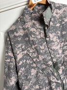Surplus US Army ACU Combat Uniform Jacket-Large Regular - The Militaria Shop