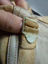 Load image into Gallery viewer, Original WW2 Pattern British Army White Camouflaged Gloves / Gunners Mittens
