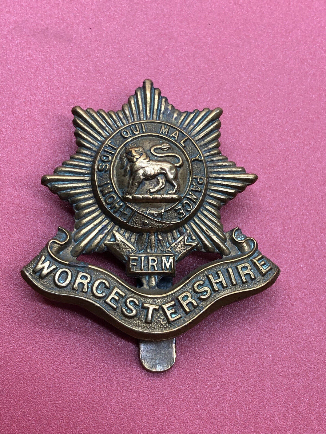 Original WW1 British Army Cap Badge - Worcestershire Regiment