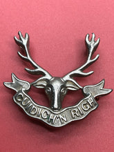 Charger l&#39;image dans la galerie, Genuine British Army Cap Badge - Seaforth Highlanders
