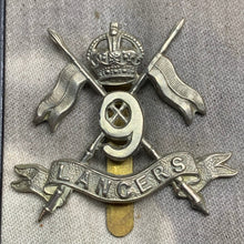 Charger l&#39;image dans la galerie, Original WW2 British Army 9th Queen&#39;s Royal Lancers Cap Badge
