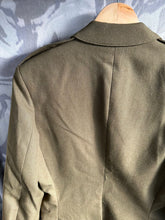 Load image into Gallery viewer, Genuine British Army No2 FAD Dress Uniform Jacket - Size 188/104/88
