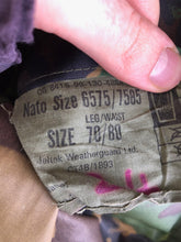 Load image into Gallery viewer, Genuine British Army DPM Camouflage Waterproof Trousers - Leg 70cm Waist 80cm
