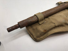 Lade das Bild in den Galerie-Viewer, Original WW2 British Army 37 Pattern Entrenching Tool Set - 1944 Dated
