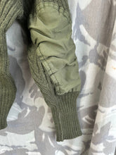 Load image into Gallery viewer, Genuine British Army Man&#39;s Heavy Jersey Olive Drab Pull Over - Size 36&quot; Chest
