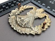 Load image into Gallery viewer, Original WW2 British Army Cameron Highlanders Scottish Cap Badge
