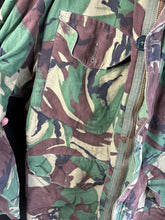 Load image into Gallery viewer, Original British Army 1968 68 Pattern DPM Combat Jacket Smock - 40&quot; Chest
