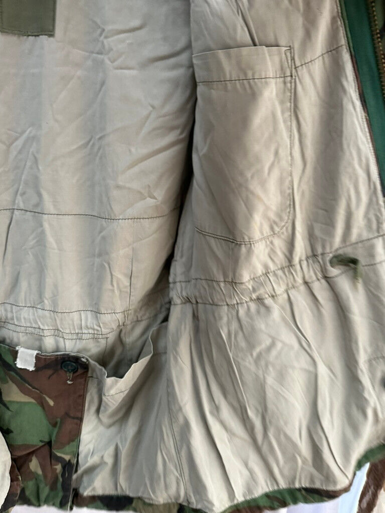 Genuine British Army Surplus DPM Camouflaged 1968 Pattern Smock - Size 40" Chest - The Militaria Shop