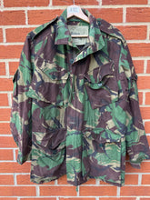 Load image into Gallery viewer, Genuine British Army DPM Camouflaged Combat Smock Jacket - Size 170/96
