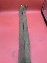 Charger l&#39;image dans la galerie, Original British Army 37 Pattern Shoulder Strap - WW2 Pattern - Size Normal 44&quot;
