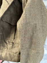 Charger l&#39;image dans la galerie, Original British Army Battledress Jacket - Size 13 - 39&quot; Chest
