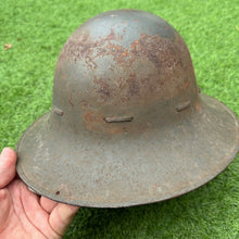 Lade das Bild in den Galerie-Viewer, Original WW2 British Home Front Civillian Zuckerman Helmet &amp; Liner - 1941 Dated
