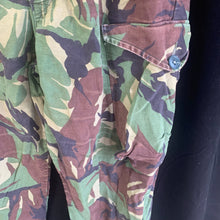 Charger l&#39;image dans la galerie, Genuine British Army DPM Combat Trousers - Size 76/80/96 - Approx 30&quot; Waist
