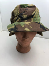 Charger l&#39;image dans la galerie, Original British Army 1968 68 Pattern Cold Weather Combat Camouflaged Cap
