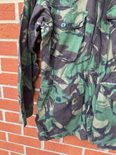 Load image into Gallery viewer, Genuine British Army DPM Camouflaged Combat Smock Jacket - Size 170/96
