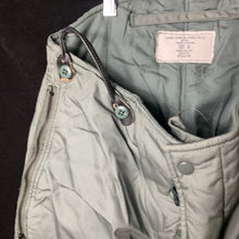 Load image into Gallery viewer, Original U.S Air Force USAF Flying Trousers Intermediate Type A-11D ~Size 40 - The Militaria Shop

