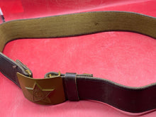 Lade das Bild in den Galerie-Viewer, Original Soviet Union Enlisted Man&#39;s Service Belt in Mint Condition - 40&quot; Waist
