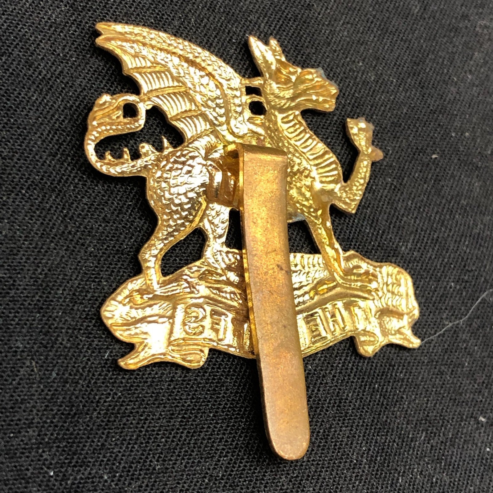 Original British Army Cap Badge - Buffs (Royal East Kent Regiment) - The Militaria Shop