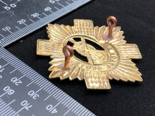 Load image into Gallery viewer, Original WW2 British Army The Royal Scots Regiment Cap Badge
