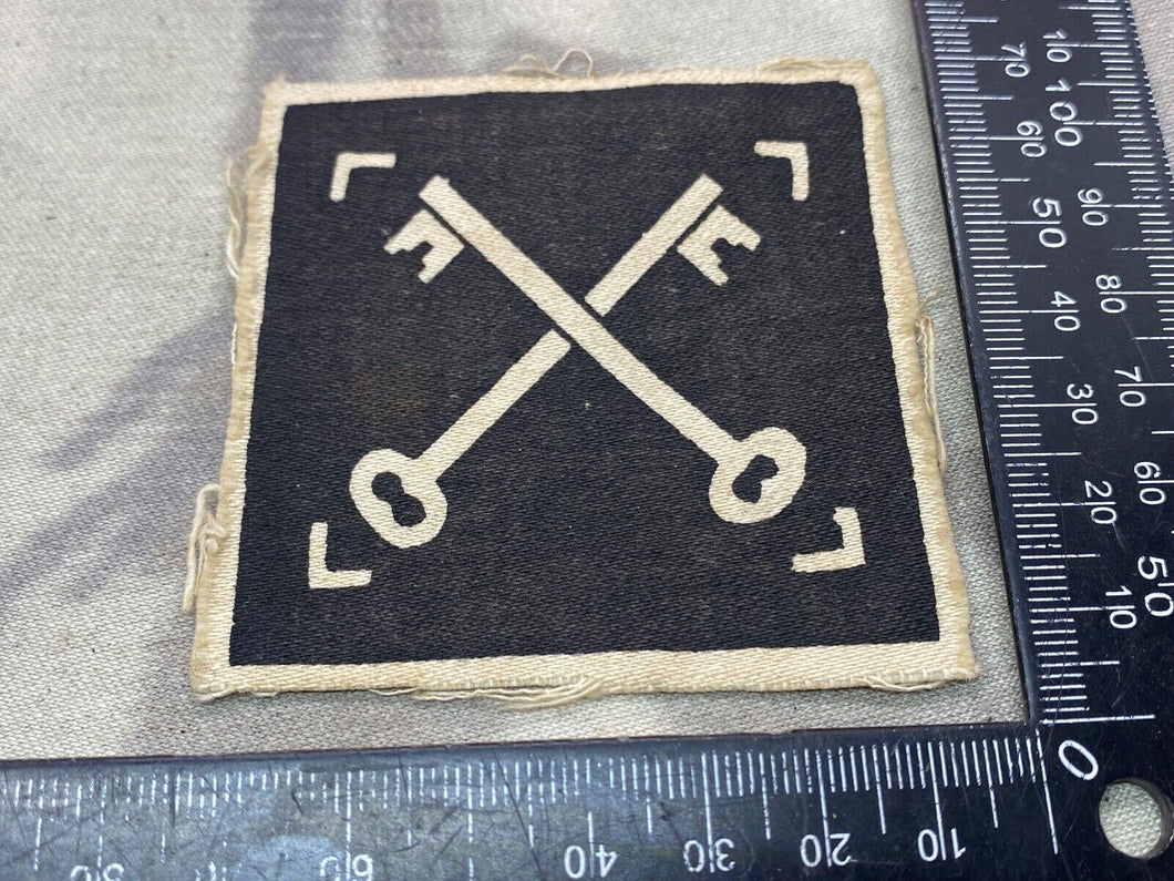 Original WW2 British Army Second Infantry Division Printed Shoulder Badge