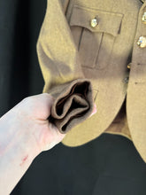 Load image into Gallery viewer, Grade 1 British Army FAD No2 Dress Uniform Jacket - Size 164/84/72 - The Militaria Shop
