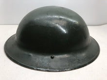 Lade das Bild in den Galerie-Viewer, Original WW2 British Army Mk2 Brodie Helmet
