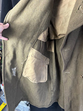 Charger l&#39;image dans la galerie, Original WW2 British Army Royal Engineers Sergeants Greatcoat - 40&quot; Chest
