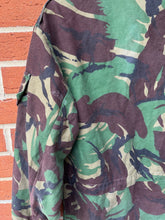 Load image into Gallery viewer, Genuine British Army DPM Camouflaged Combat Smock Jacket - Size 170/96
