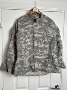 Surplus US Army ACU Combat Uniform Jacket-Medium Regular - The Militaria Shop
