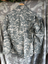 Load image into Gallery viewer, Vintage US Army Combat Uniform Tactical Digital Camouflage Jacket - Small / Long
