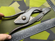 Lade das Bild in den Galerie-Viewer, Image #4
