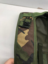 Lade das Bild in den Galerie-Viewer, British Army DPM Side Rucksack Yoke - The Militaria Shop
