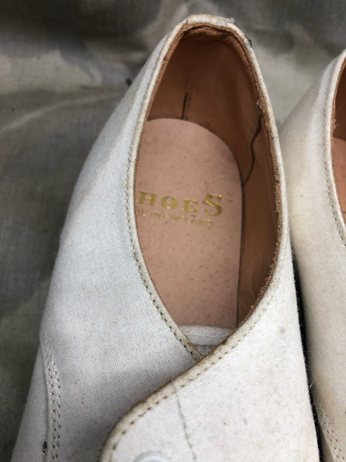 Genuine British Army Women's White Summer Shoes - WW2 Pattern - Size UK 5 L - The Militaria Shop