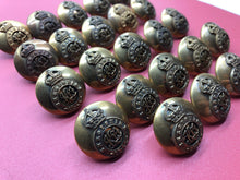 Load image into Gallery viewer, Group of Original WW1 Shropshire Regiment British Army Uniform Buttons
