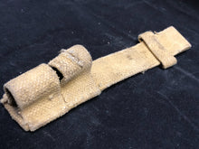 Load image into Gallery viewer, Original WW2 British Army 37 Pattern No.4 Stick Bayo Webbing Frog
