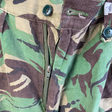 Charger l&#39;image dans la galerie, Genuine British Army DPM Combat Trousers - Size 76/80/96
