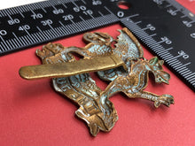 Load image into Gallery viewer, Original WW2 British Army Buffs (Royal East Kent Regiment) Cap Badge
