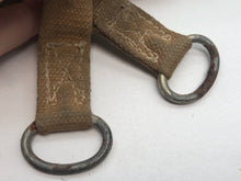 Charger l&#39;image dans la galerie, Original British Army Paratroopers Leg Restraint Strap - WW2 37 Pattern
