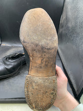 Load image into Gallery viewer, Genuine British Army Black Leather Dress Shoes - Size UK 8 M - The Militaria Shop
