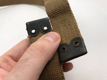 Charger l&#39;image dans la galerie, Original WW2 British Army 37 Pattern Radio Shoulder Strap
